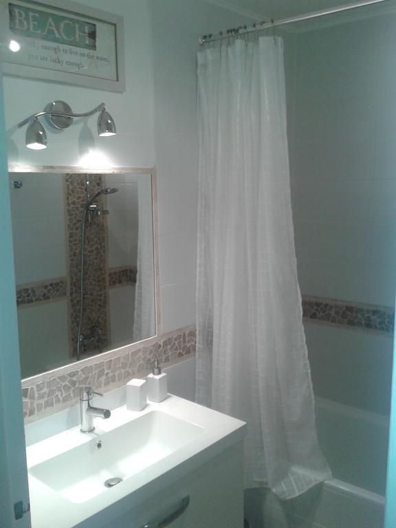 2 Bedroom Modern Apartment In Antibes With Sea View Phòng bức ảnh