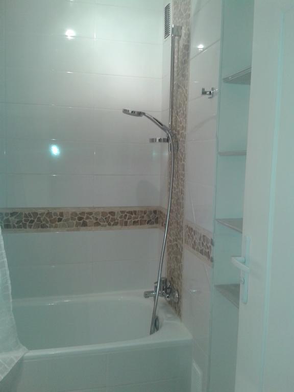 2 Bedroom Modern Apartment In Antibes With Sea View Phòng bức ảnh