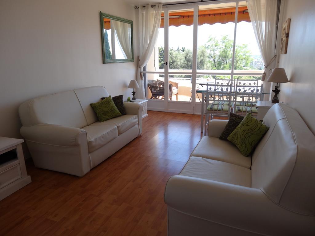 2 Bedroom Modern Apartment In Antibes With Sea View Phòng bức ảnh
