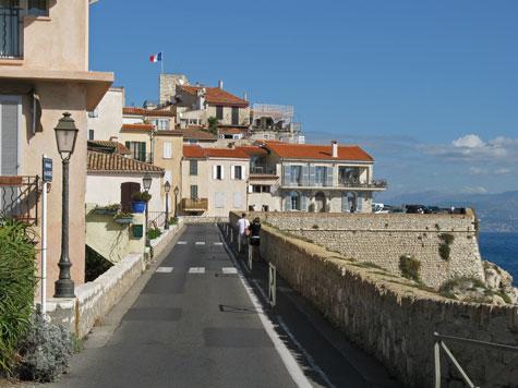 2 Bedroom Modern Apartment In Antibes With Sea View Ngoại thất bức ảnh